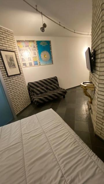Dormire In Centro Trieste Studio Galleria 16 Eksteriør billede