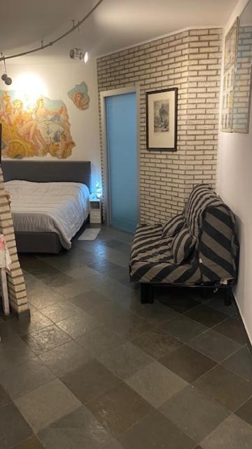 Dormire In Centro Trieste Studio Galleria 16 Eksteriør billede