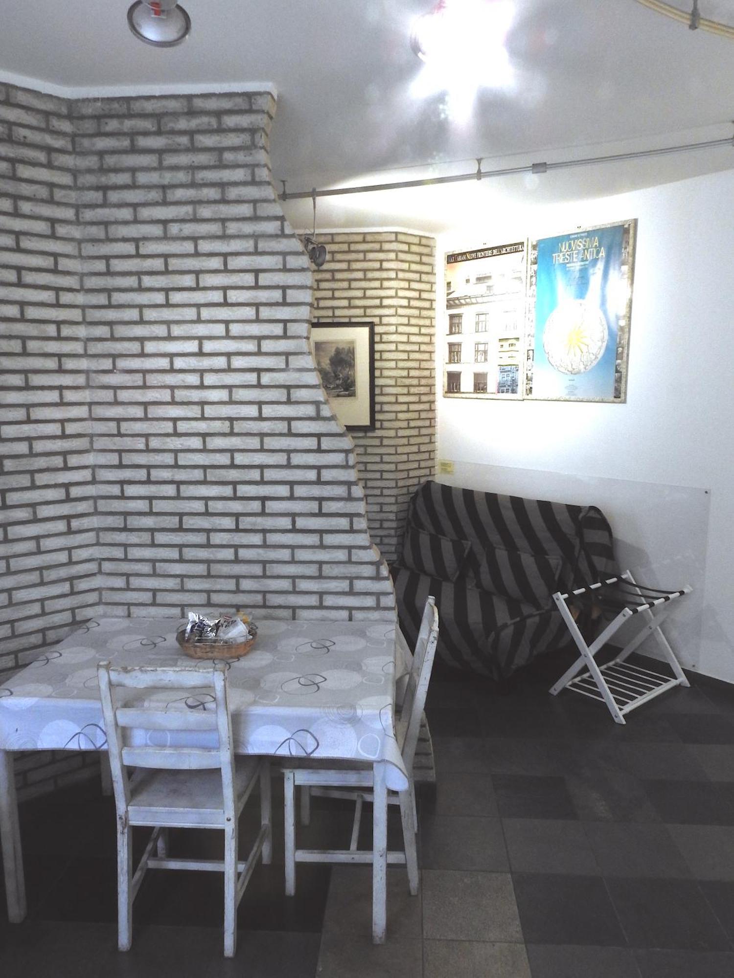 Dormire In Centro Trieste Studio Galleria 16 Eksteriør billede