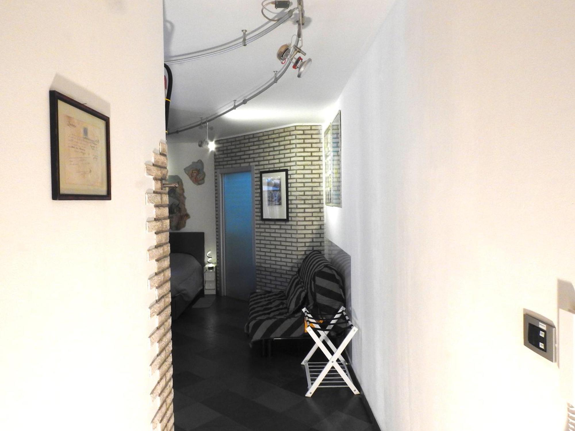 Dormire In Centro Trieste Studio Galleria 16 Eksteriør billede